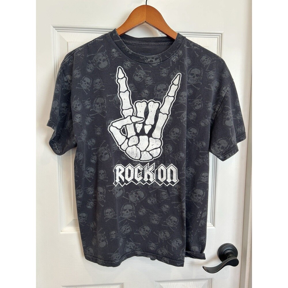 Vintage Y2K No Boundaries Sz L Rock On Skull Graphic Black T-Shirt Goth Punk Roc